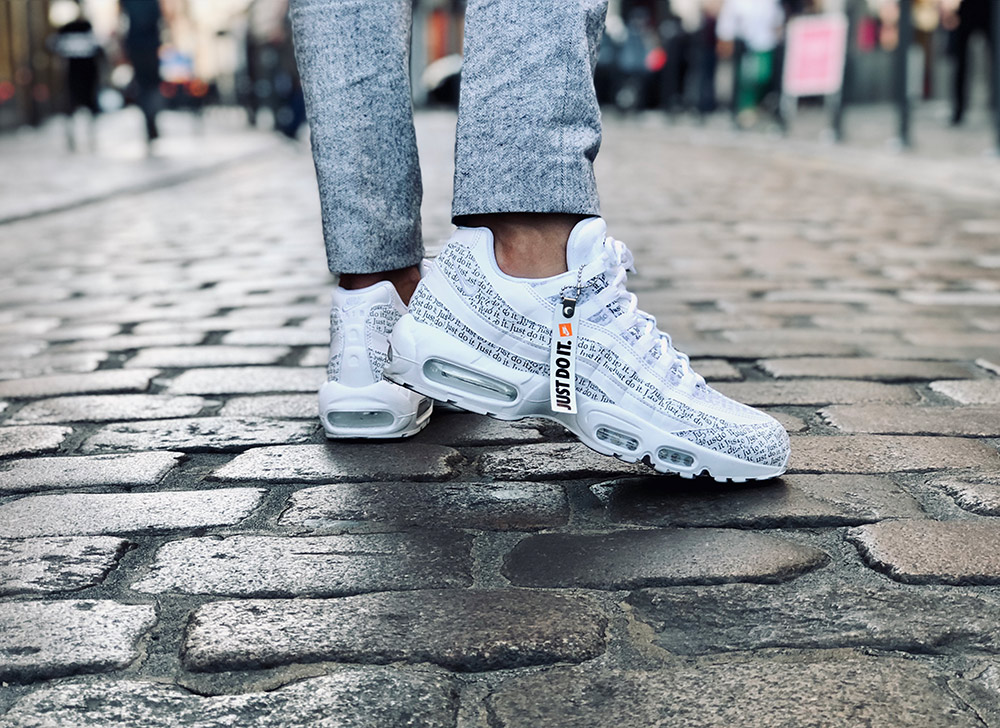 how to clean air max 95
